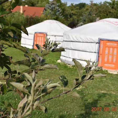 Bakonyi Camping * Zirc