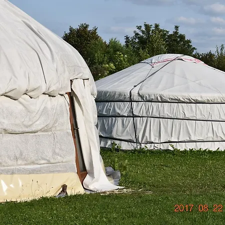 Bakonyi Camping * Zirc