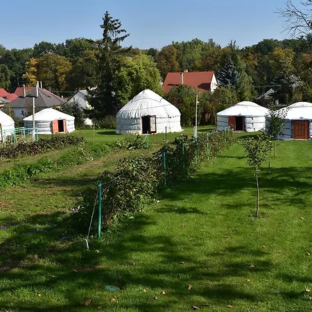 Campingplads Bakonyi Camping Zirc