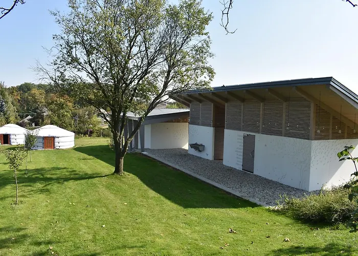 مكان تخييم Bakonyi